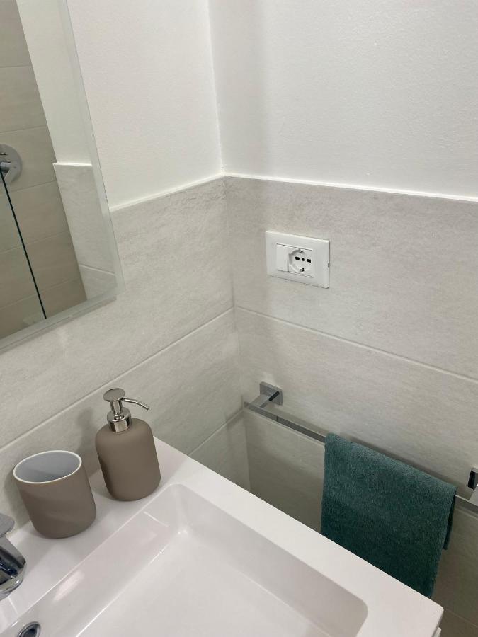 Suite Stresa Milano Centrale 3Pax Wifi Ngoại thất bức ảnh